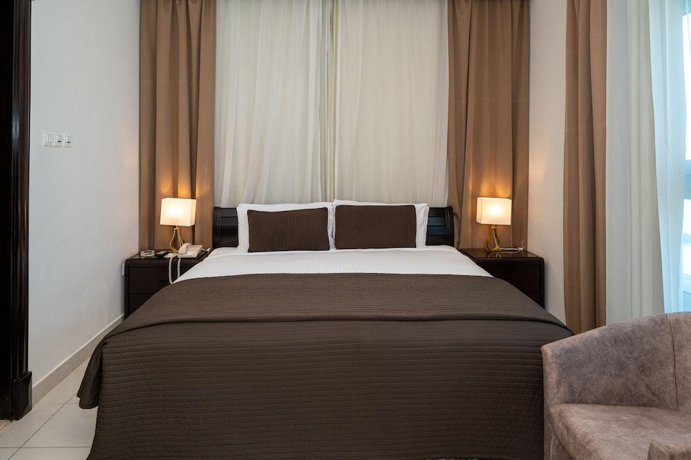 Costa Del Sol Hotel Kuwait City Esterno foto