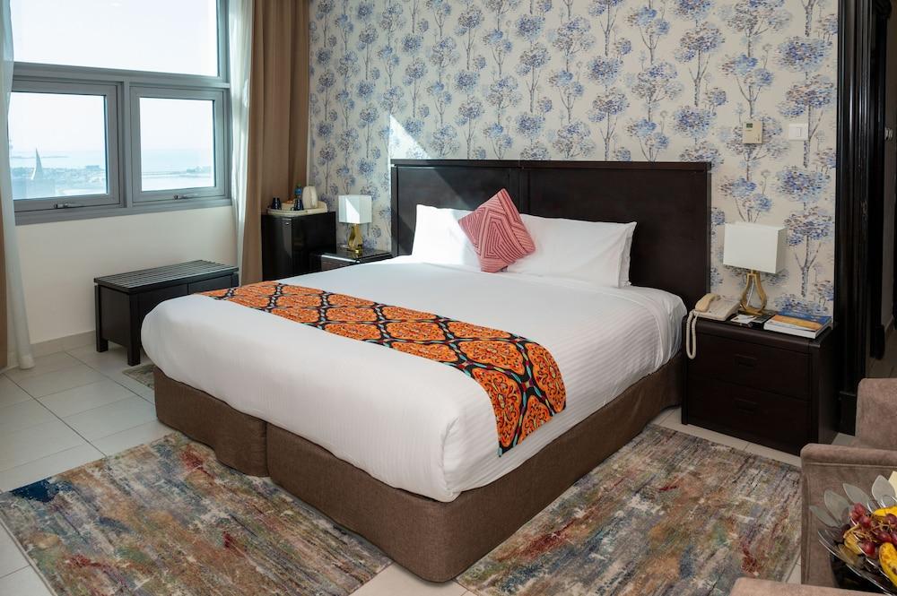 Costa Del Sol Hotel Kuwait City Esterno foto