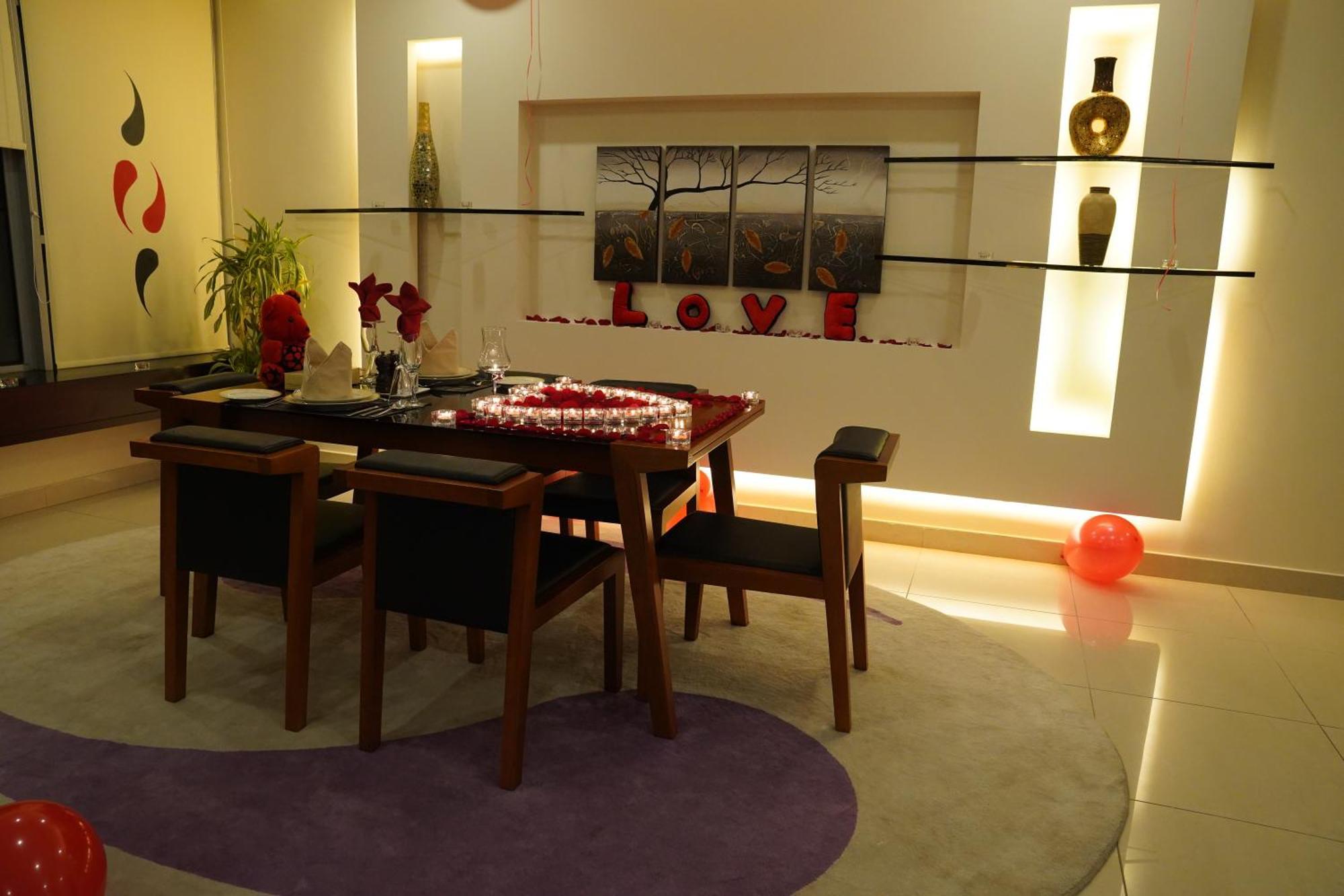 Costa Del Sol Hotel Kuwait City Esterno foto